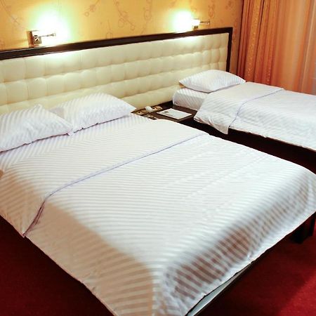 Hotel Anna Junior Targu Jiu Ruang foto