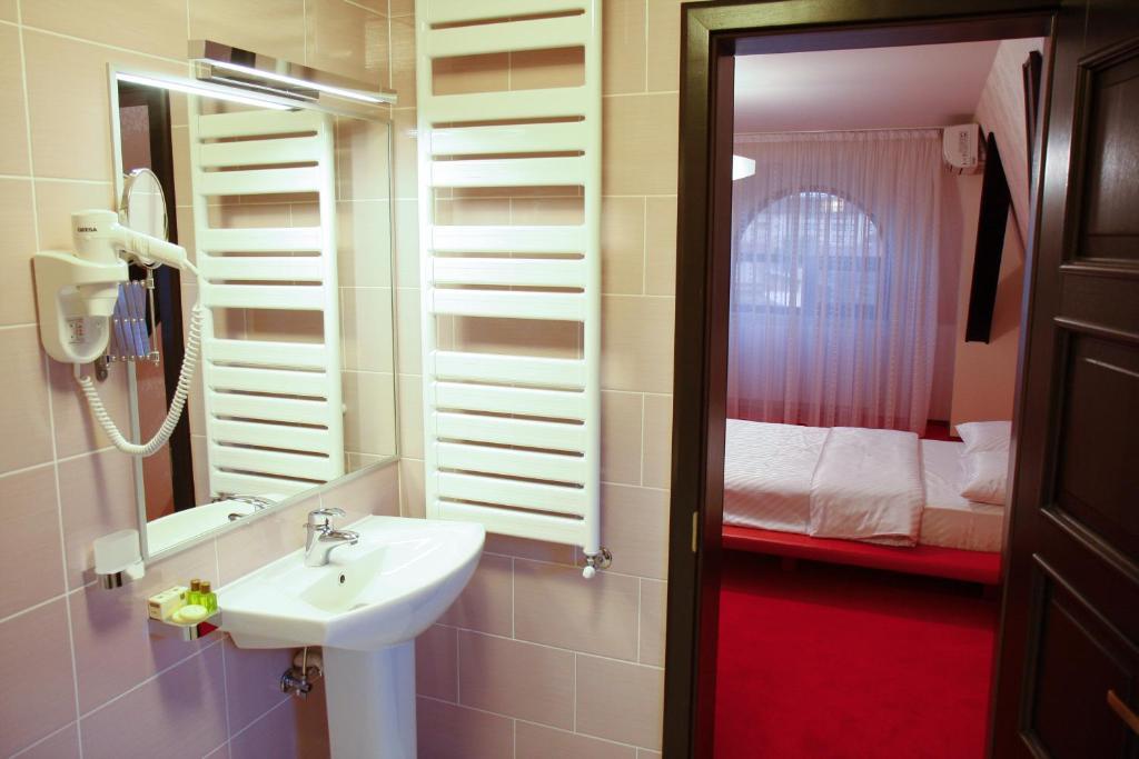 Hotel Anna Junior Targu Jiu Ruang foto