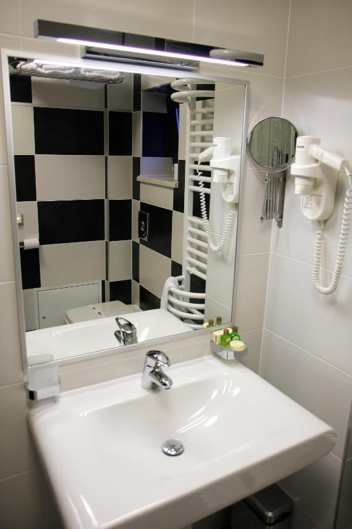 Hotel Anna Junior Targu Jiu Ruang foto
