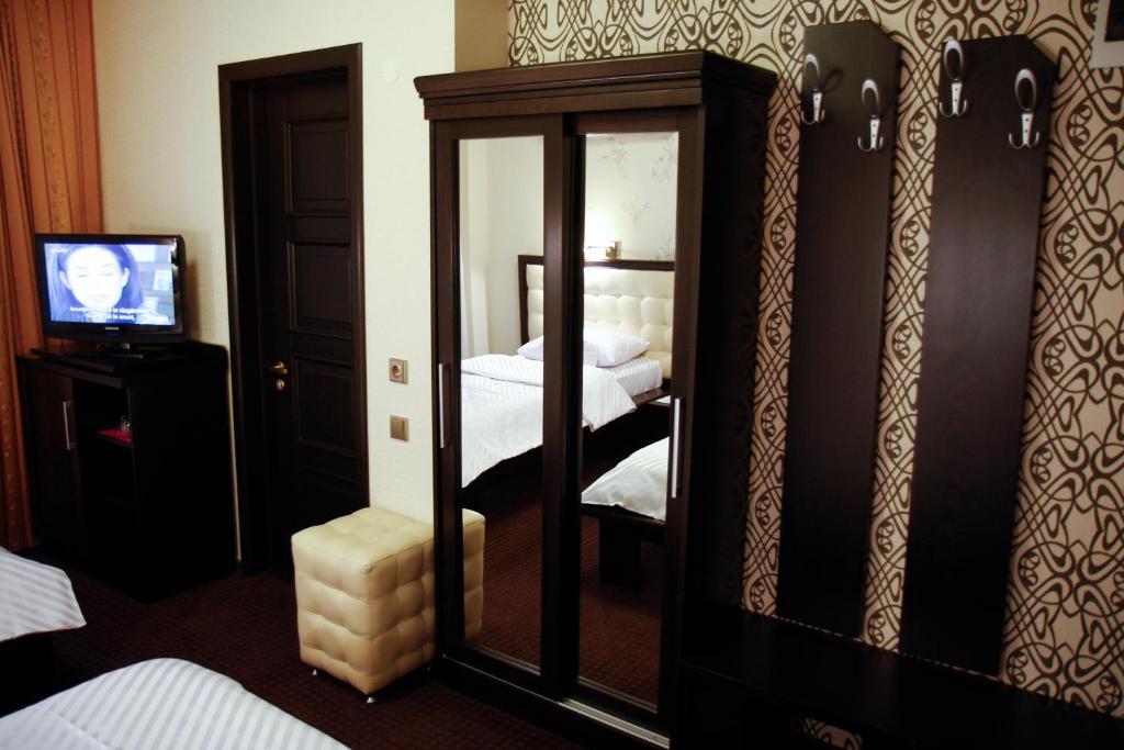 Hotel Anna Junior Targu Jiu Ruang foto