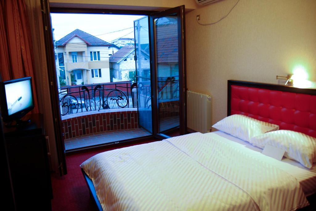 Hotel Anna Junior Targu Jiu Ruang foto