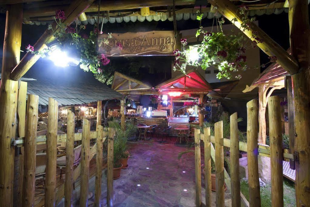 Hotel Anna Junior Targu Jiu Bagian luar foto