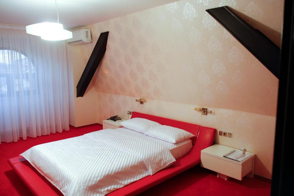 Hotel Anna Junior Targu Jiu Ruang foto